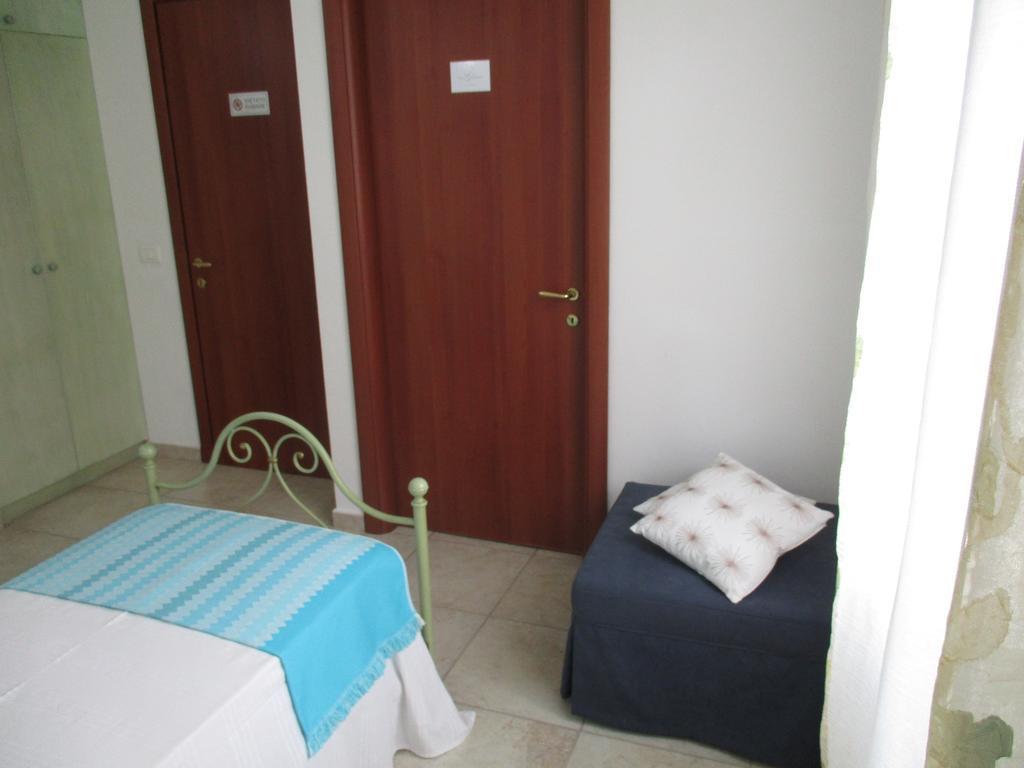 Villa Margherita Suite & Charme Pula Bilik gambar