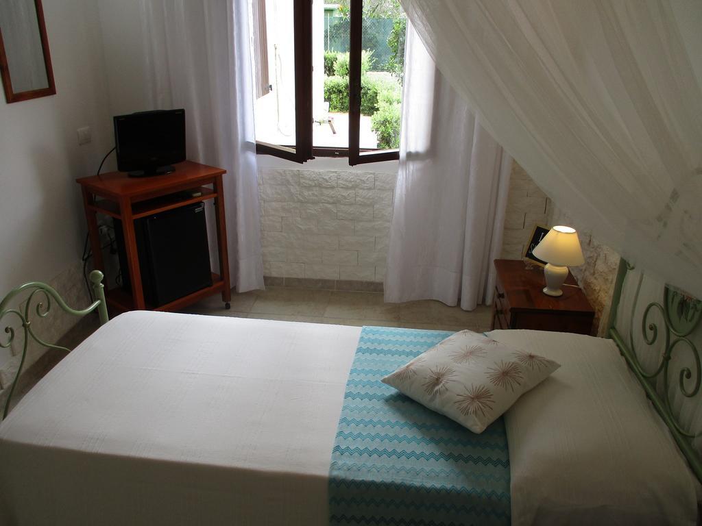 Villa Margherita Suite & Charme Pula Luaran gambar